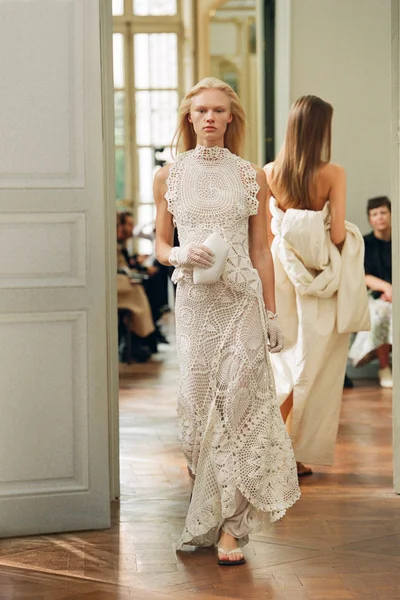 Look 22